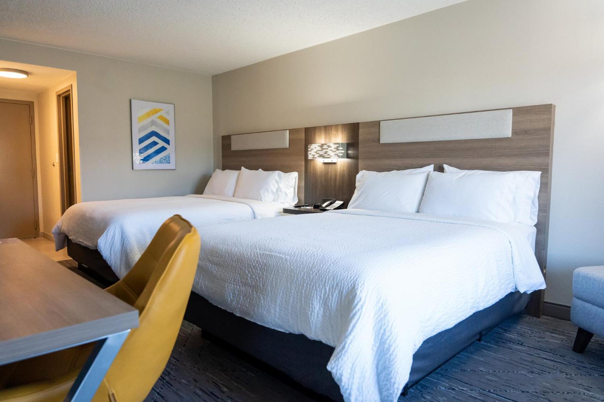 Holiday Inn Express Frazer - Malvern By Ihg Экстерьер фото